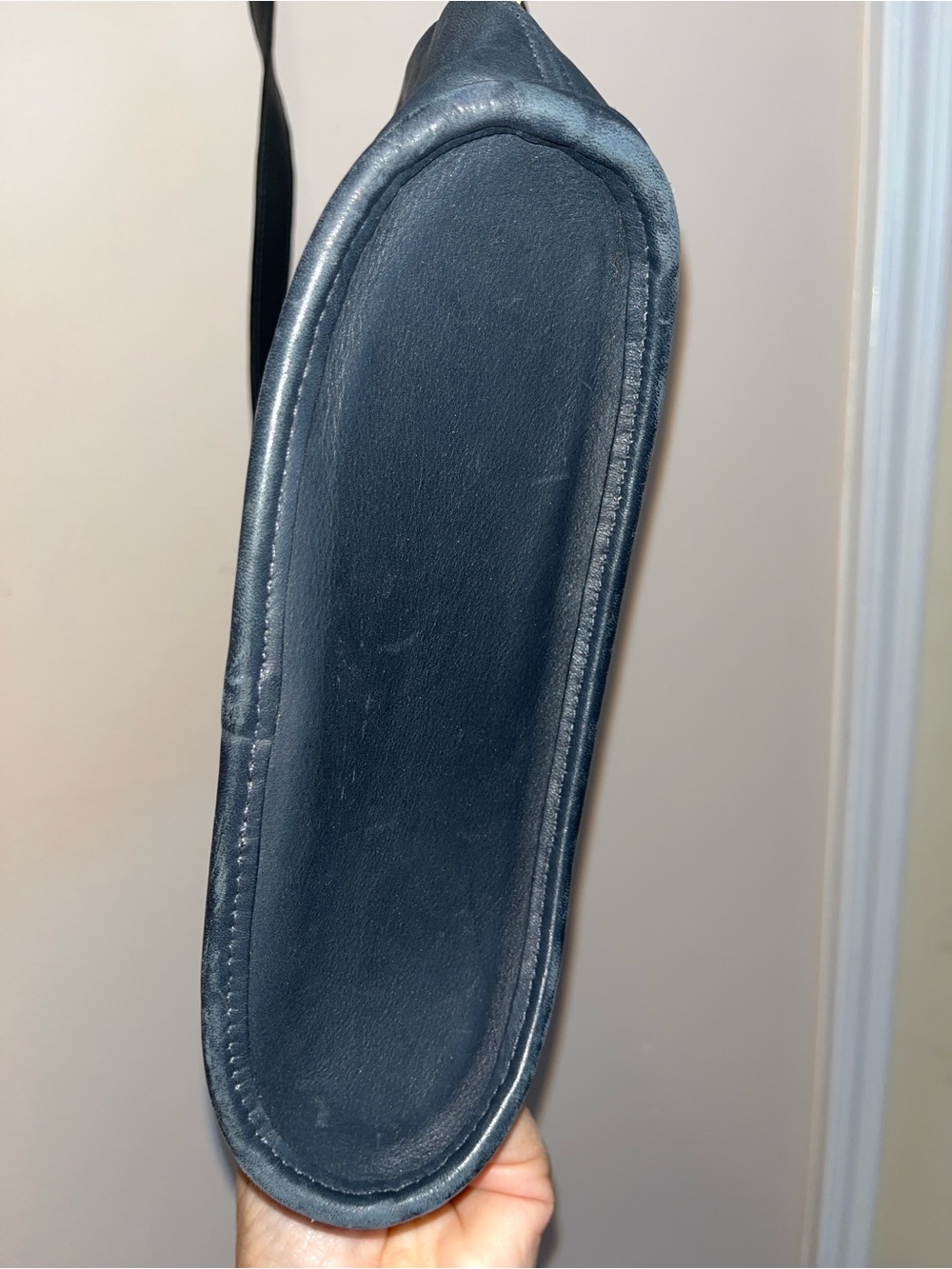 VIntage Equestrian Coach Bag in Dark Navy Blue 9804 EUC - Picture 7 of 12